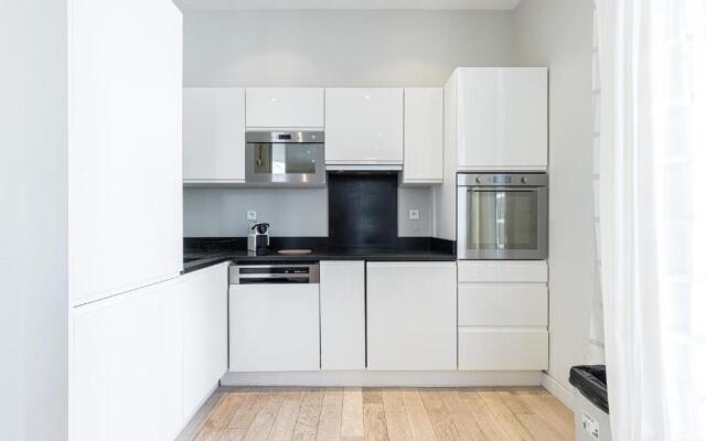 Bourgeois 2 Bdrs - 5 min walking to the Palais