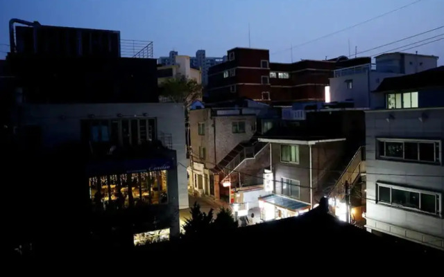 JJ's Studio in Hongdae
