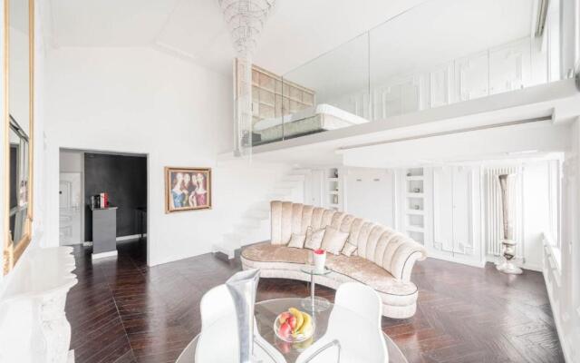 Enzo Capo Luxury Suites