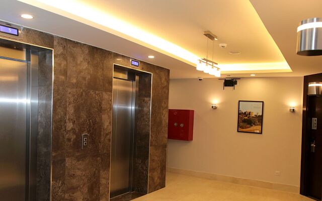 Viola Hotel Suites