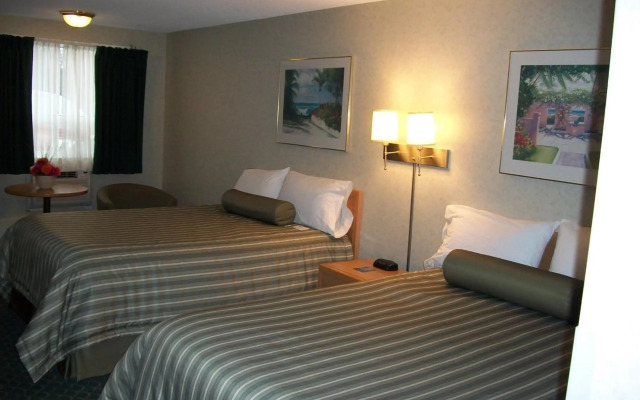 Travelodge by Wyndham Winnipeg East