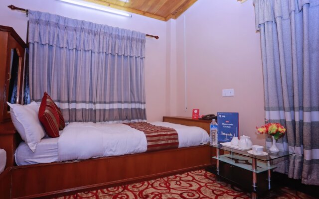 OYO 132 Hotel Fly Inn