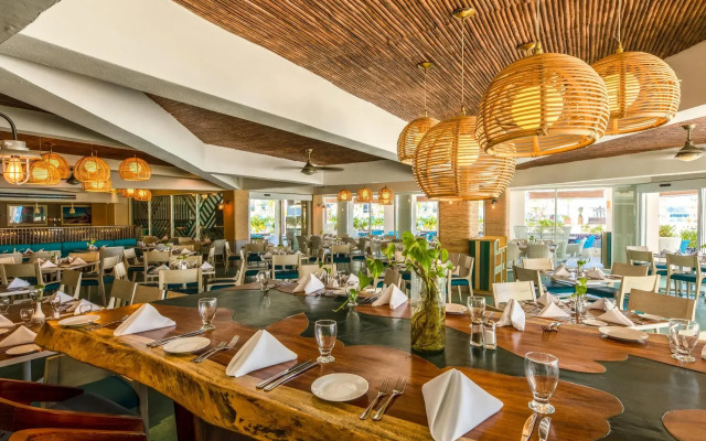 Sunscape Cancun Resort & Spa