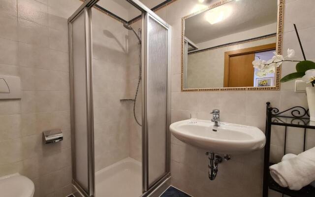 Apartments 5 Elements