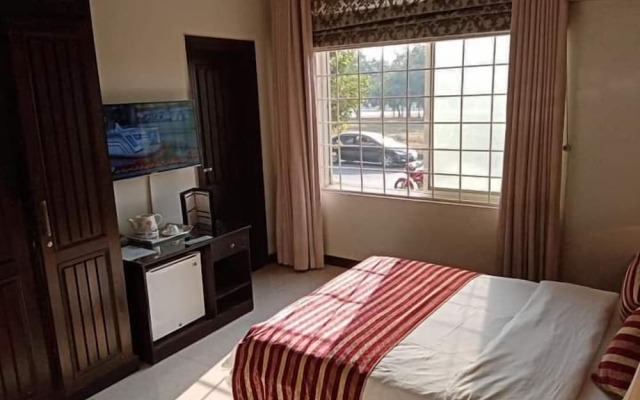 Crosswinds Guest House