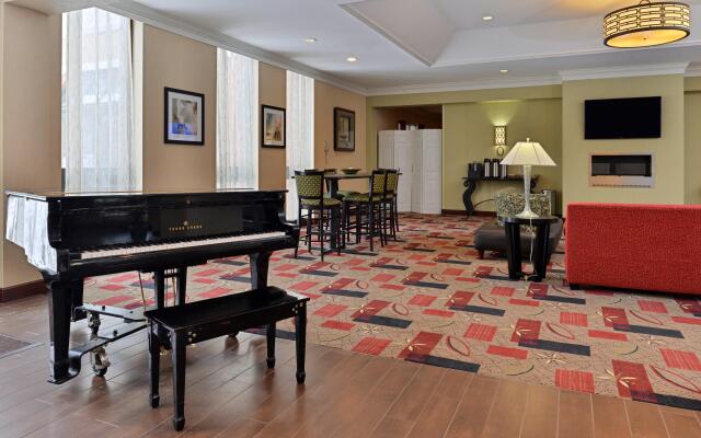 Holiday Inn New London - Mystic Area by IHG