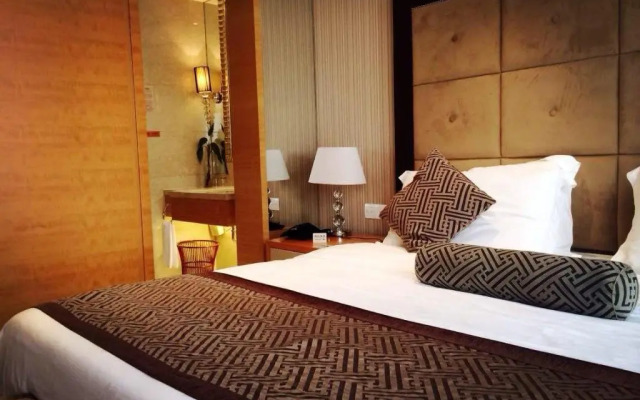 XinHua JianGuo Hotel