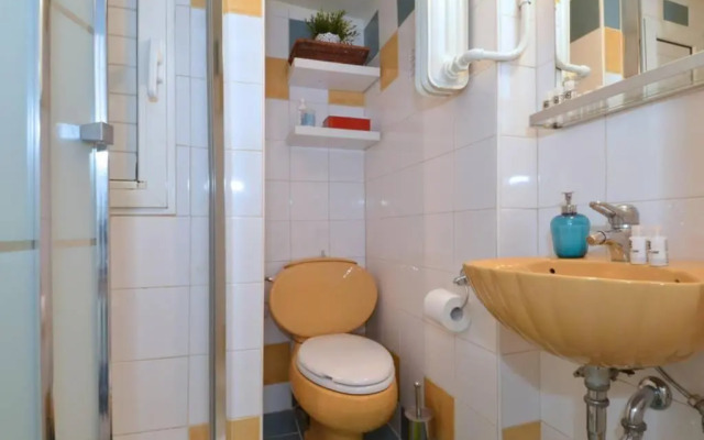 Cozy and cute apartment at Kolonaki