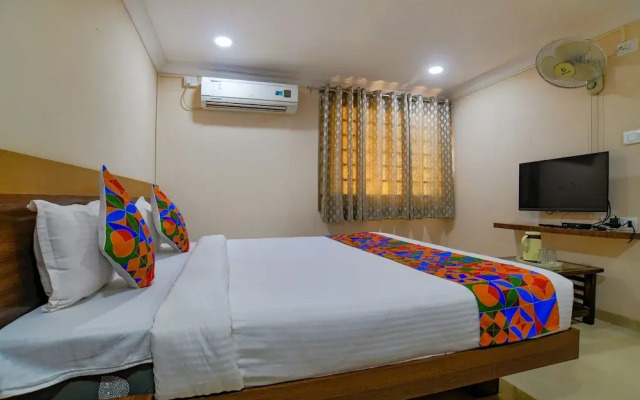 Fabhotel Pishori
