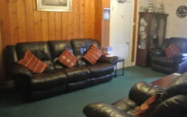 Old Castle Farm Guest House