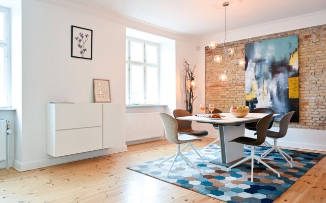 Fantastic Duplex Apartment With Modern Danish Design Furniture