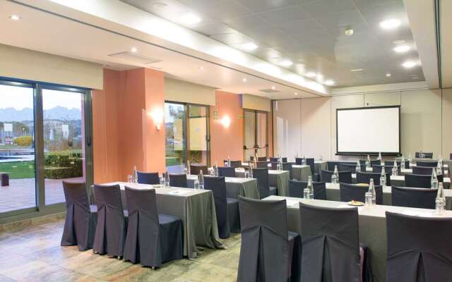 Отель Dolce by Wyndham Barcelona Resort