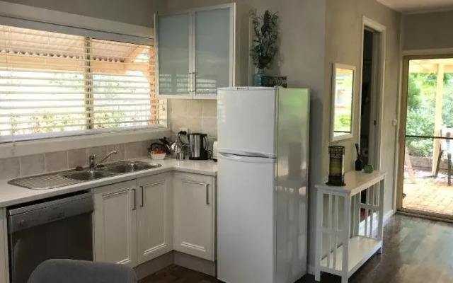 Pericoe Retreat Bed & Breakfast