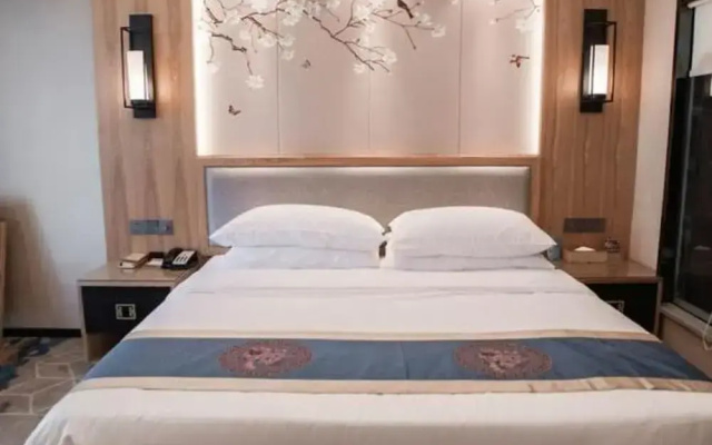 Vyluk J Hotel Tongxiang EDZ