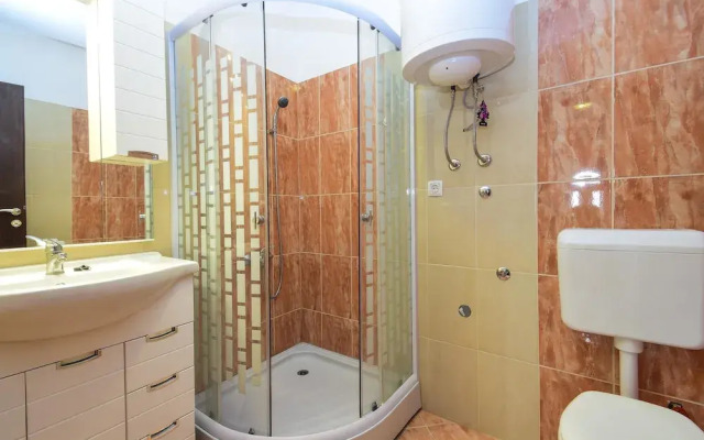 Apartments Komadina M73