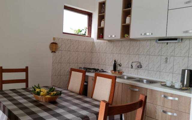 Apartments Mijić 743