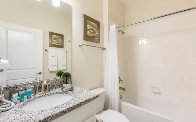 5BR 5BA ChampionsGate Pool Home