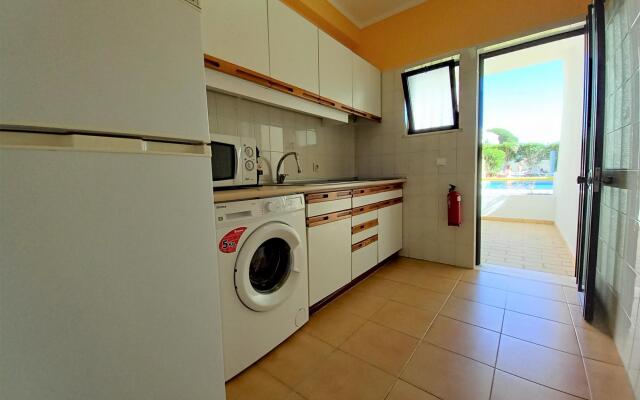 T1 Sol Nasc Piscina Wi-fi 10min Marina 4 Pessoas