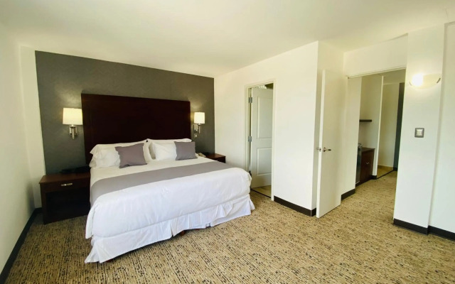 La Quinta by Wyndham Reynosa