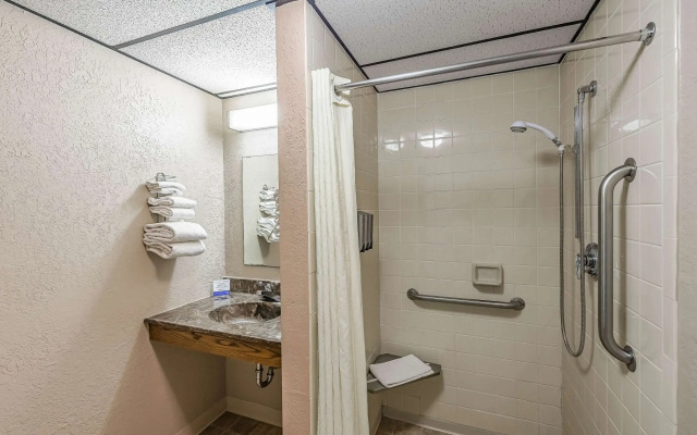 Rodeway Inn Saint Joseph