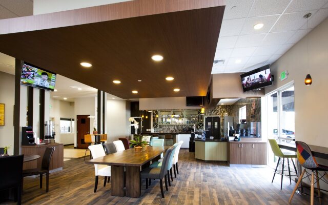 Redac Gateway Hotel In Torrance