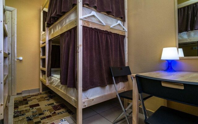 Honey Hostel