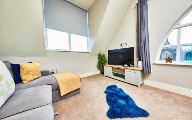Stunning Central Gems of Harrogate - Sleeps 18!