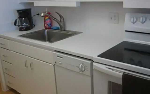 Studio Apartment Near Financial District