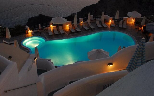 Volcano View Hotel & Celestia Grand