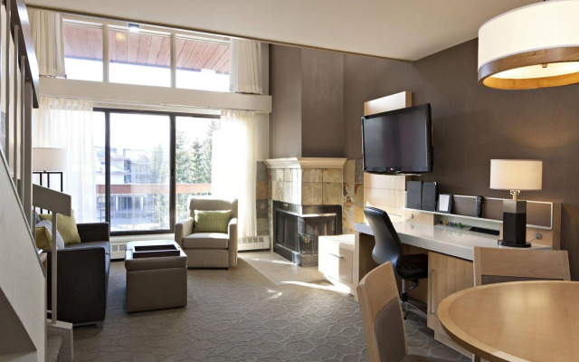 Kananaskis Mountain Lodge, Autograph Collection
