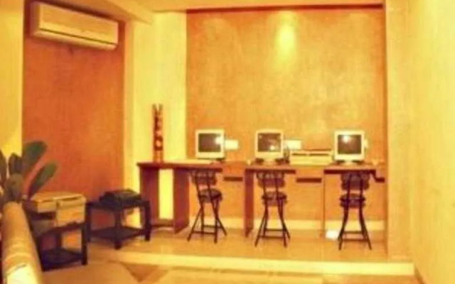 OYO Flagship 568 Bandra Mumbai