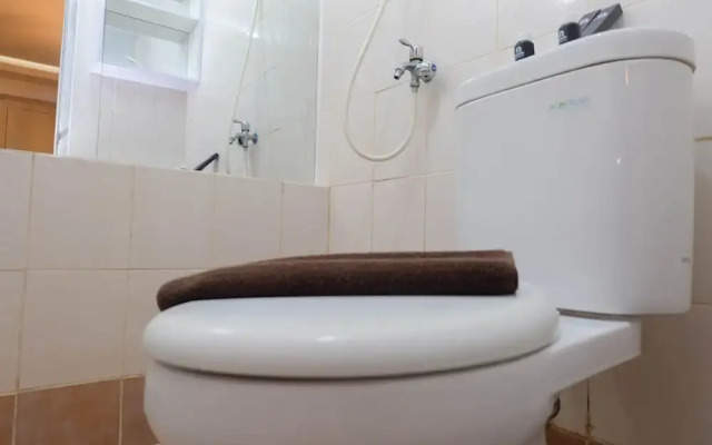Cozy And Best Deal 2Br Bassura City Apartment