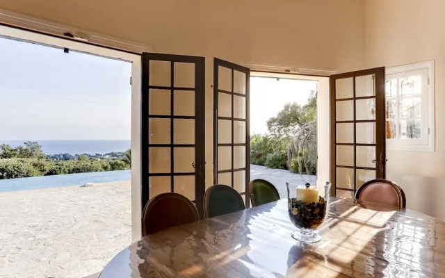 Le Bougnon Villa 4ch Piscine vue mer