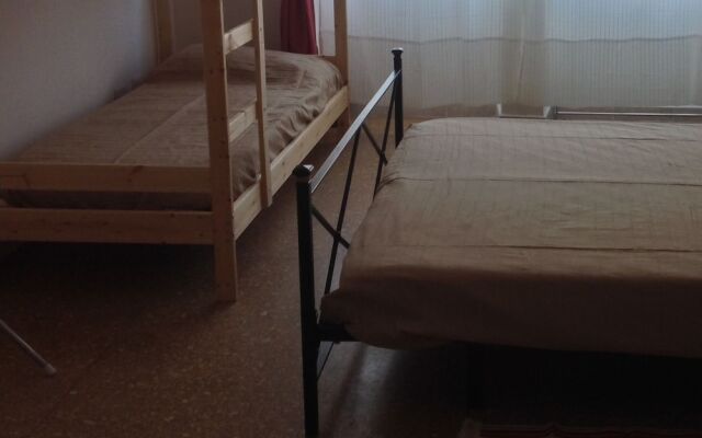 Interno 8
