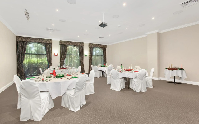 Checkers Resort & Conference Centre