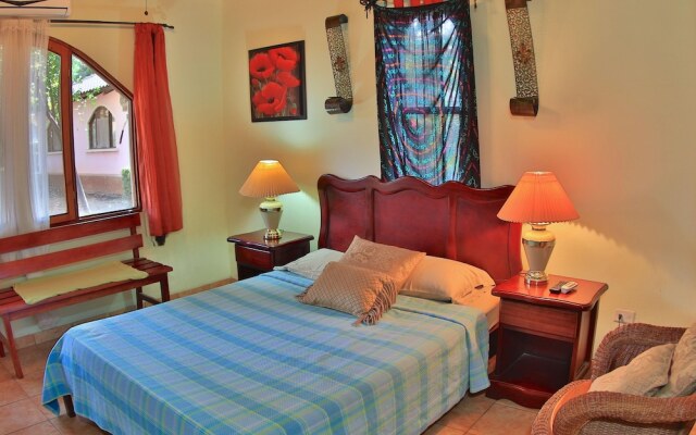 Charming 2 Bdrm Tuscany-style Villa