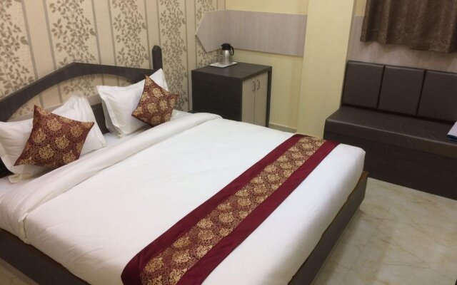 Hotel Rahil Palace