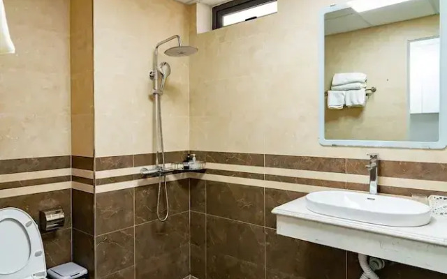 TQ Hotel & Apartment