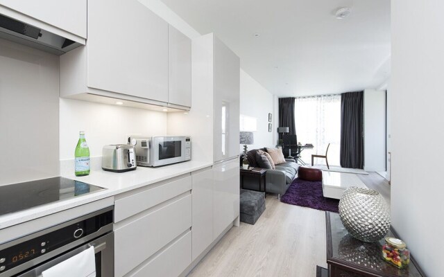 Modern 1BR Flat close to Canary Wharf