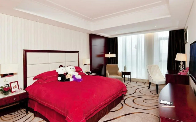 White Horse Lake Jianguo Hotel