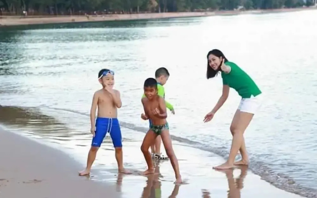 Jungle Bay Resort