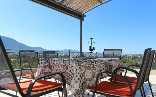 New independent loft, 360⁰ view, 5' beach/center