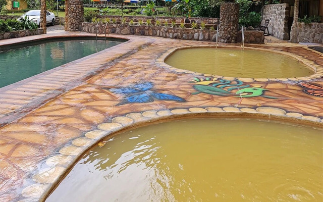 Recreo Verde Hot Springs & Spa