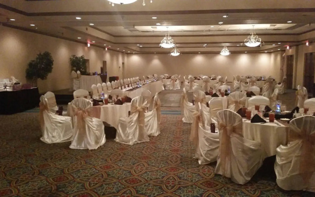 Clarion Hotel Desoto