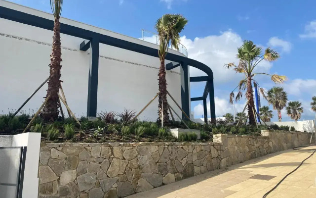 Jardín, Piscina y Fibra Óptica - SimplyTarifa