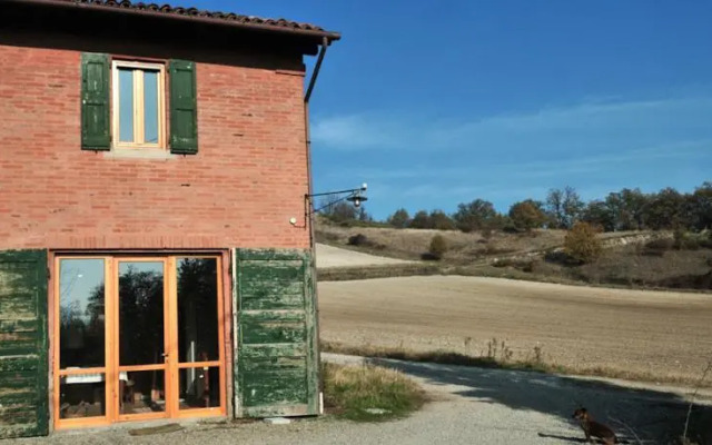 Fienile a Due Passi da Bologna