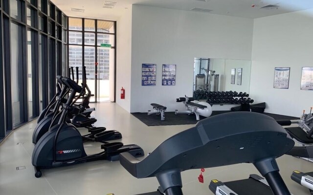 Urban Nomad at Almas Suites