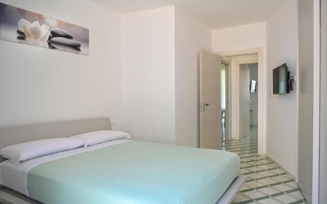 Perle Marine Suite Apartments