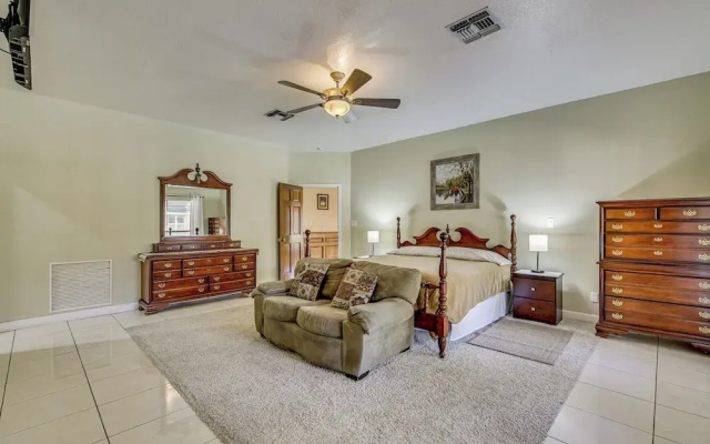 Pool & Game Room: Waterfront Harlingen Home