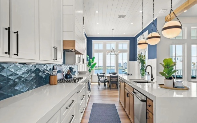 Blue Water Villa 304 SUN